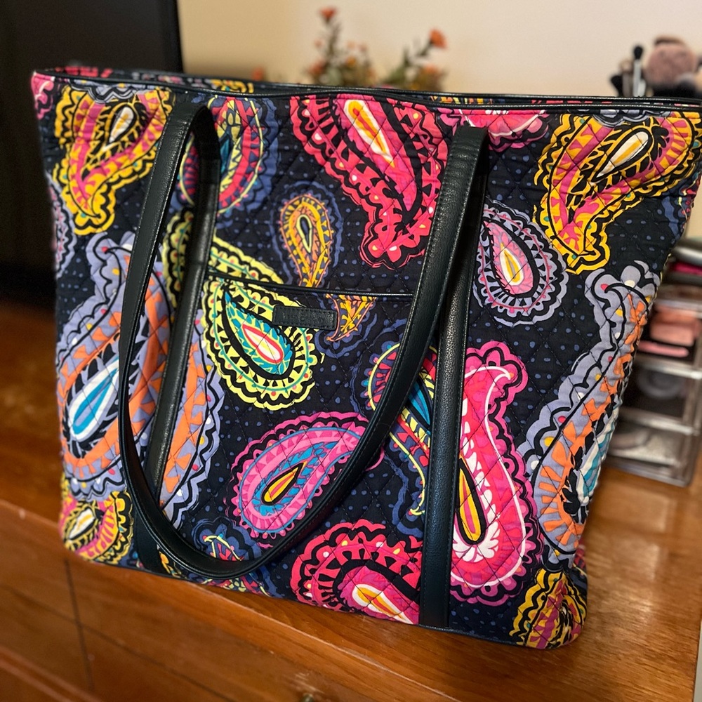 Vera Bradley Trimmed Vera Tote Bag